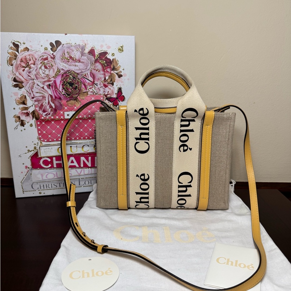 EUC - Chloé Small Woody Tote in Honey Gold